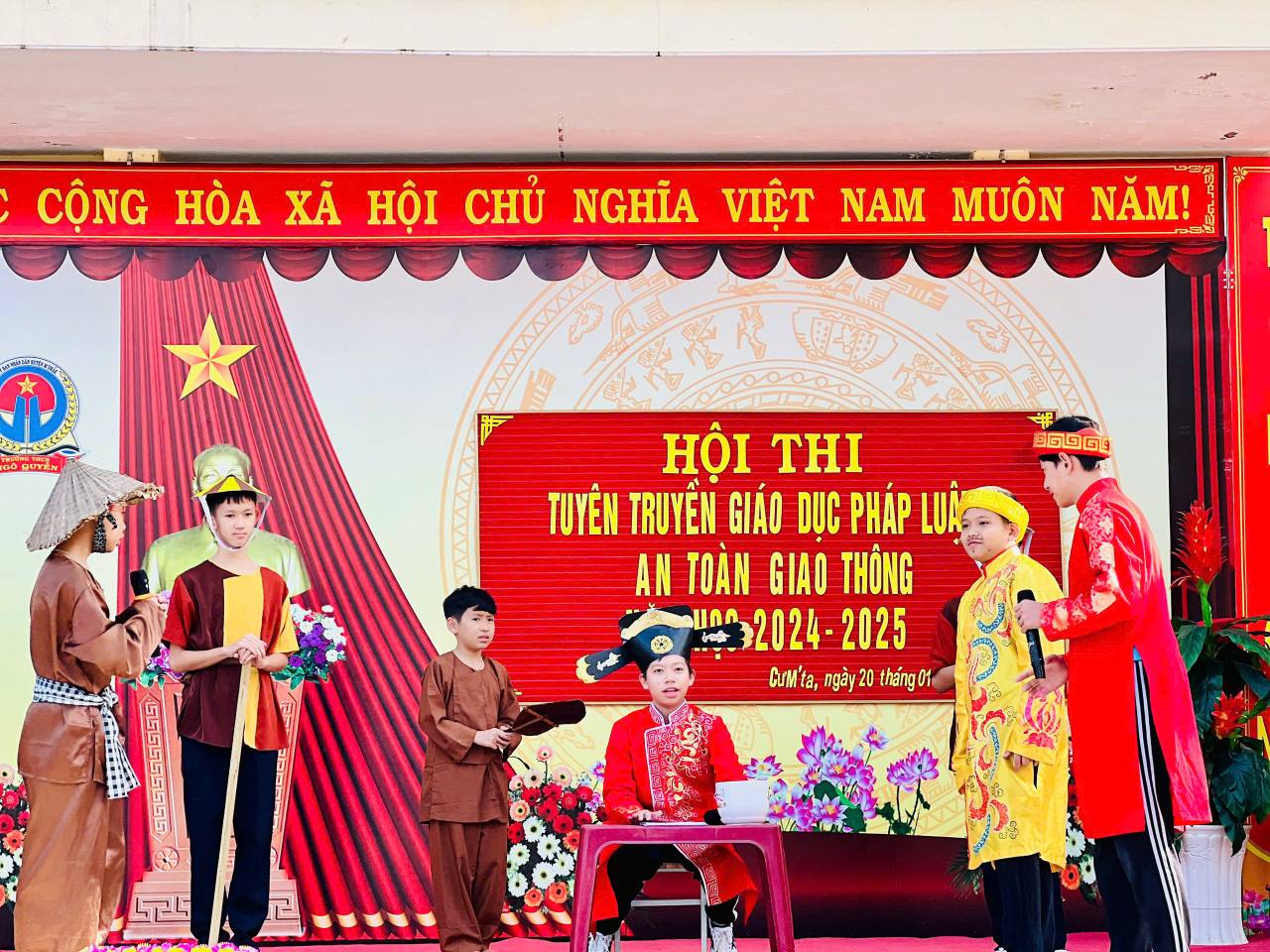 Hội thi Tuyên truyền, giáo dục pháp luật ATGT năm 2024-2025.