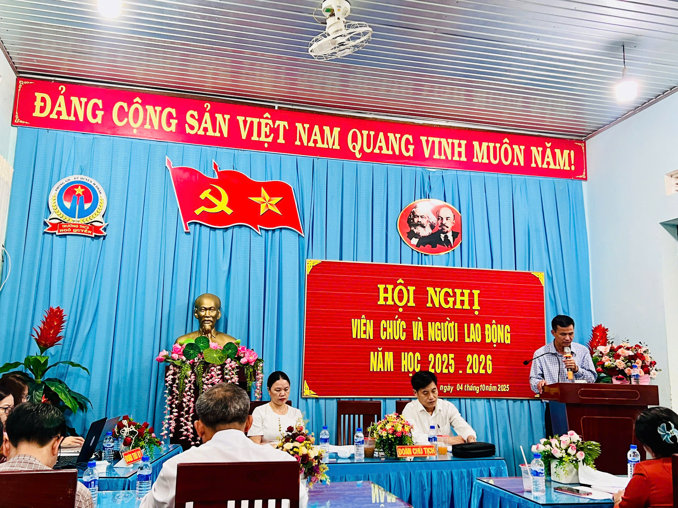 HỘI NGHỊ VIÊN CHỨC VÀ NGƯỜI LAO ĐỘNG NĂM HỌC 2025-2026